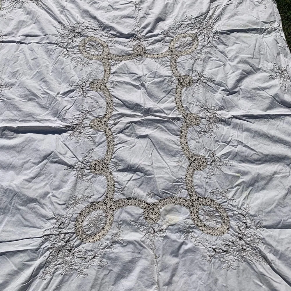 Table cloth
